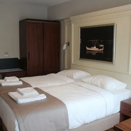 Hotel Armida 3*
