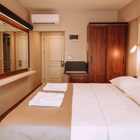 Armida Hotel 3*