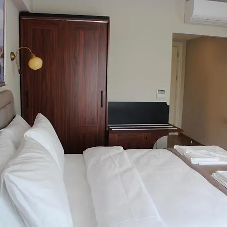Hotel Armida 3*