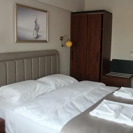 Armida 3*